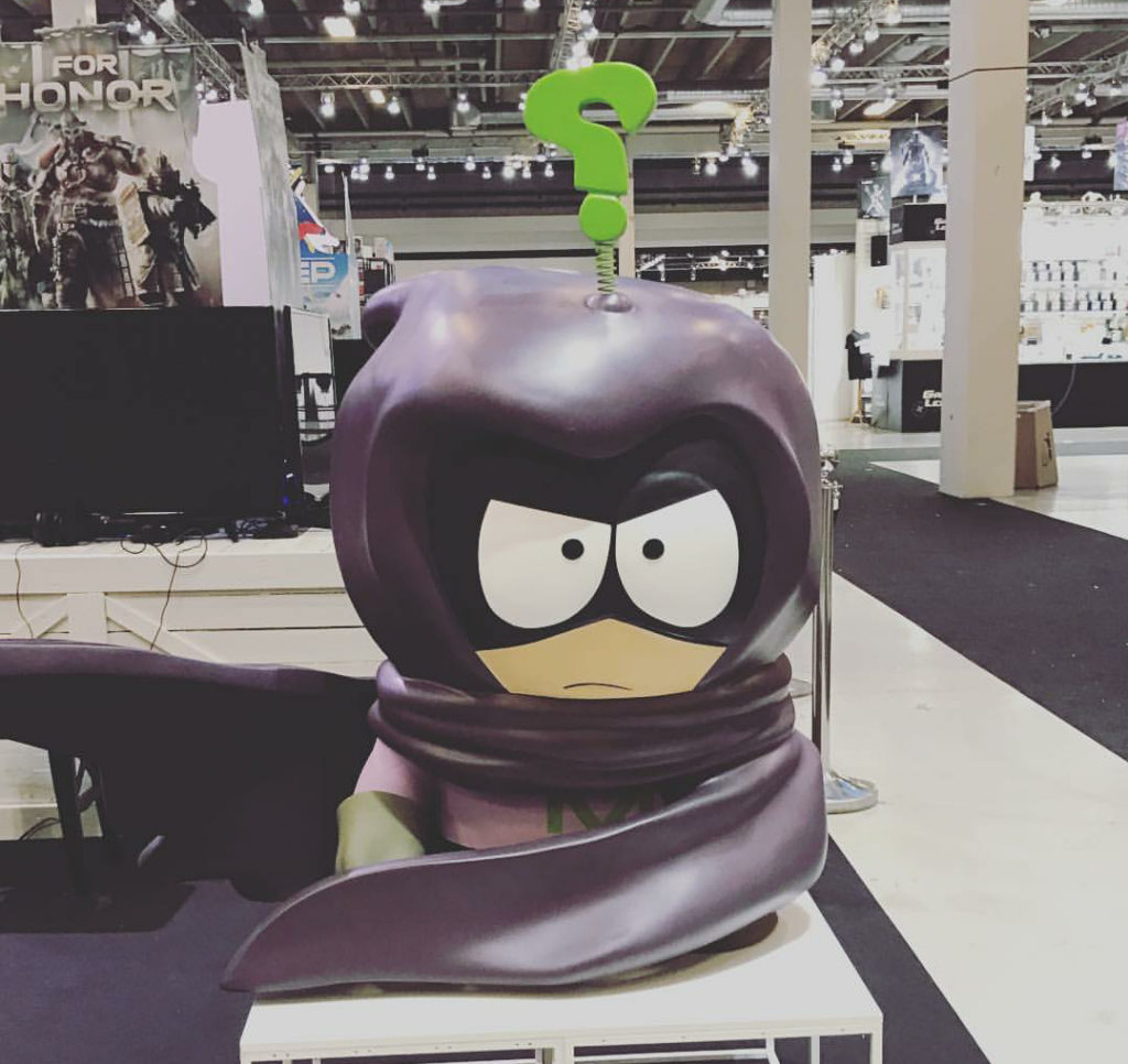 VR havde vi jo ikke så meget held med, så vi måtte trøste os selv lidt med at tjekke det nye South Park spil Fractured But Whole ud i stedet for. Og til alle South Park fans derude kan jeg kun sige at det er et totalt awesome spil som i godt kan begynde at glæde jer til... uhhh og hvis i forudbestiller det hos gamestop kan jeg da lige afslører at i med i købet af Factured But Whol også for spillet Stick of Truth. How do I know such awesomeness?