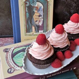 Grev Olafs hindbær cupcakes fra A Series of Unfortunate Events