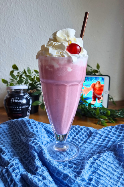Kirsebær shake inspiret af Vilde Rolf Smadre internettet