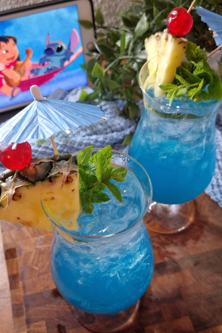 Blue hawaii cocktail inspireret af Lilo og Stitch